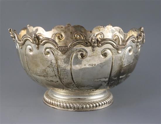 A late Victorian silver Monteith bowl, 43 oz.